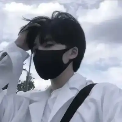 秦璨杏